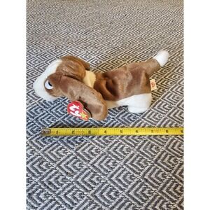 Vintage 1997/1998 Ty Beanie Baby Tracker the Basset Hound Dog 7" NWT